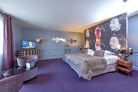 Deluxe Suite