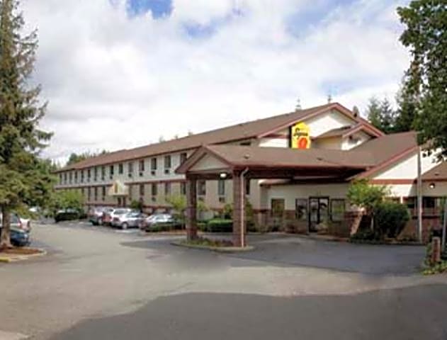 Super 8 by Wyndham Lacey Olympia Area