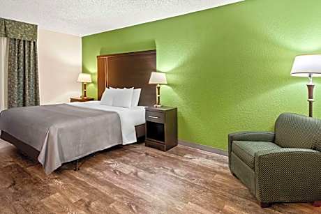 King Room - Disability Access/Non-Smoking