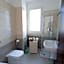 PalerMonAmour Art Gallery Suite