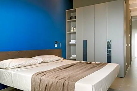 Deluxe Double Room with Balcony and Sea View