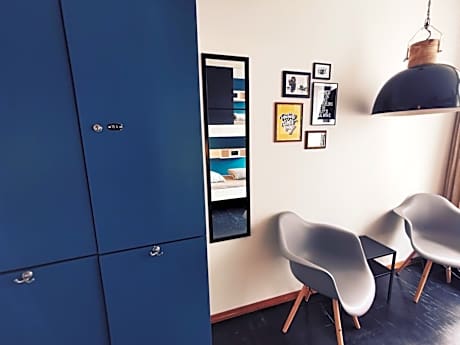 Single Bed in 4-Bed Male Dormitory Room with Shared Bathroom