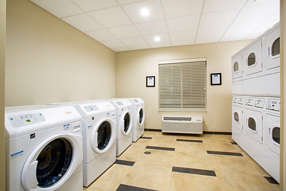 Candlewood Suites Longmont, an IHG Hotel