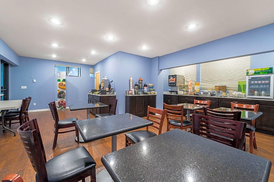 Quality Inn Bellevue – Bellevue, WA
