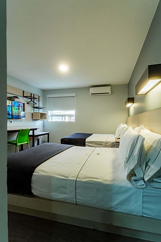 HOTEL LEMON GREEN -Zona Expo Frente al Centro de Convenciones