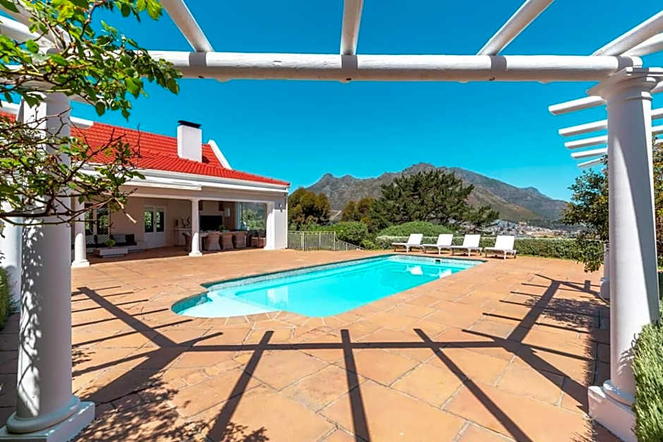 Sublime Five Bed Property In Glorious Setting