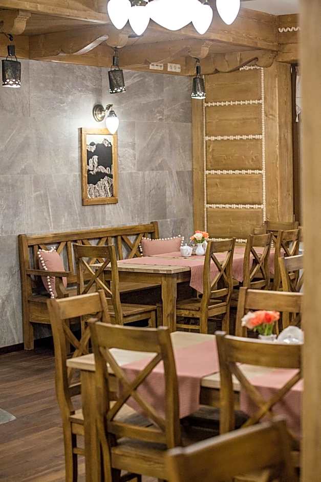 Willa Pod Miedzą 200 m do Term