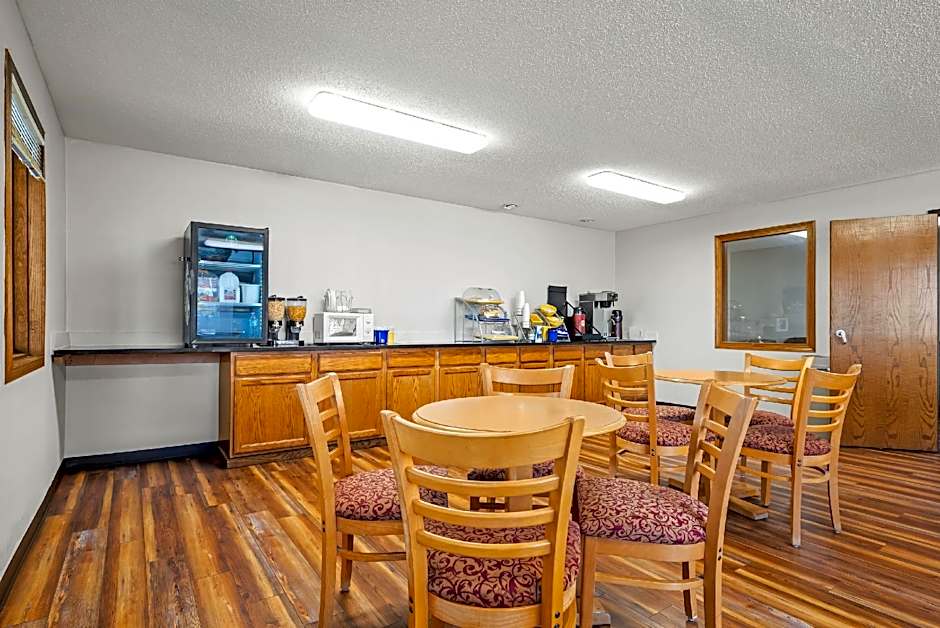 Econo Lodge El Paso, IL