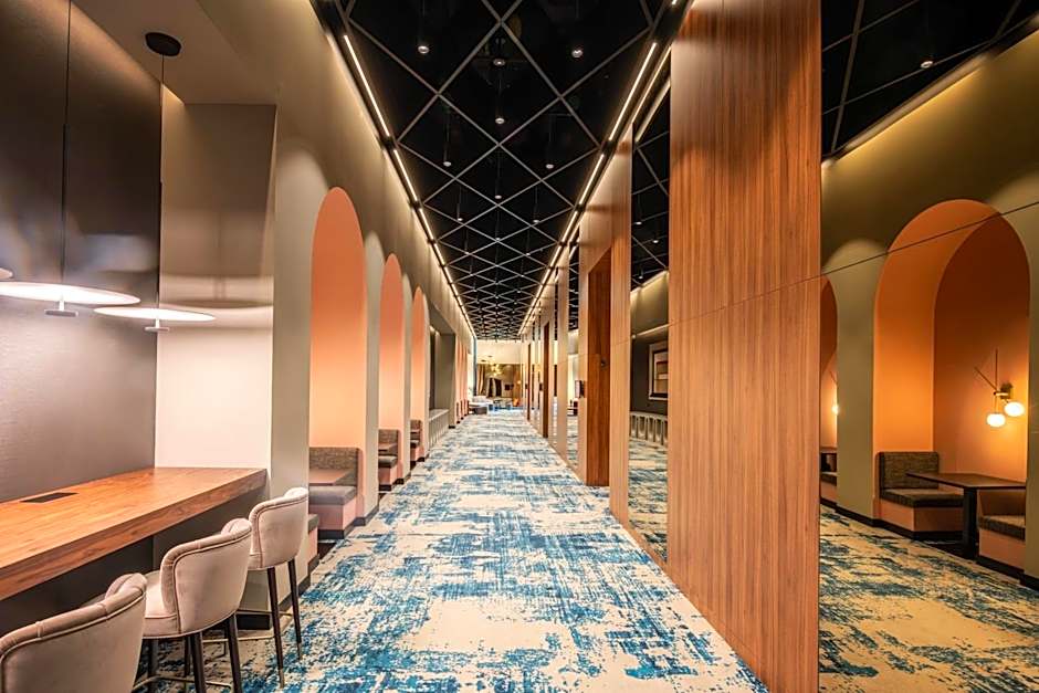 Renaissance Porto Lapa Hotel