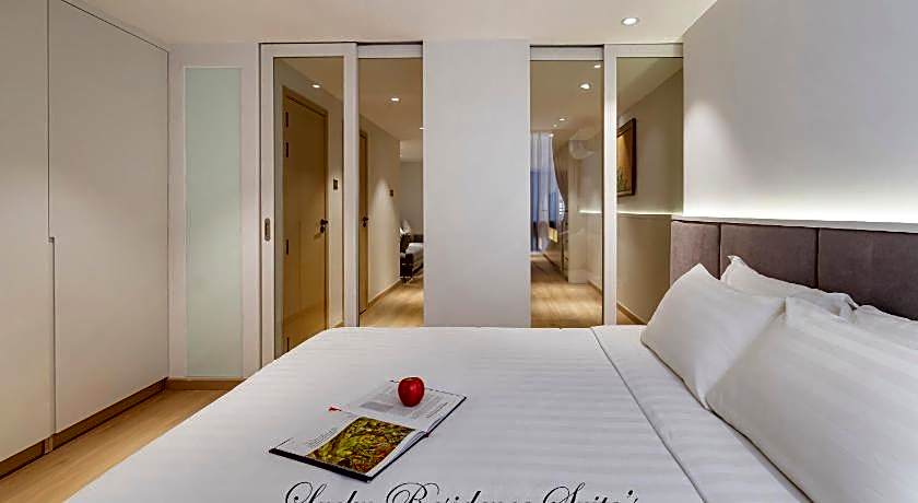 Lucky Residence Suites