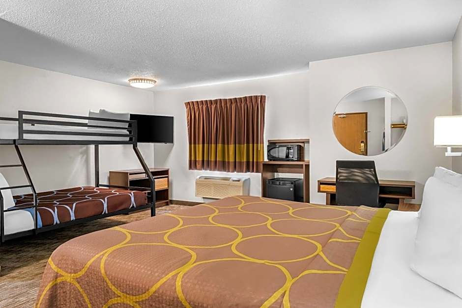 Super 8 by Wyndham Custer/Crazy Horse Area