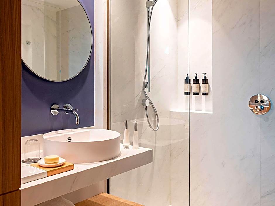 Domaine Reine Margot Paris Issy MGallery Collection