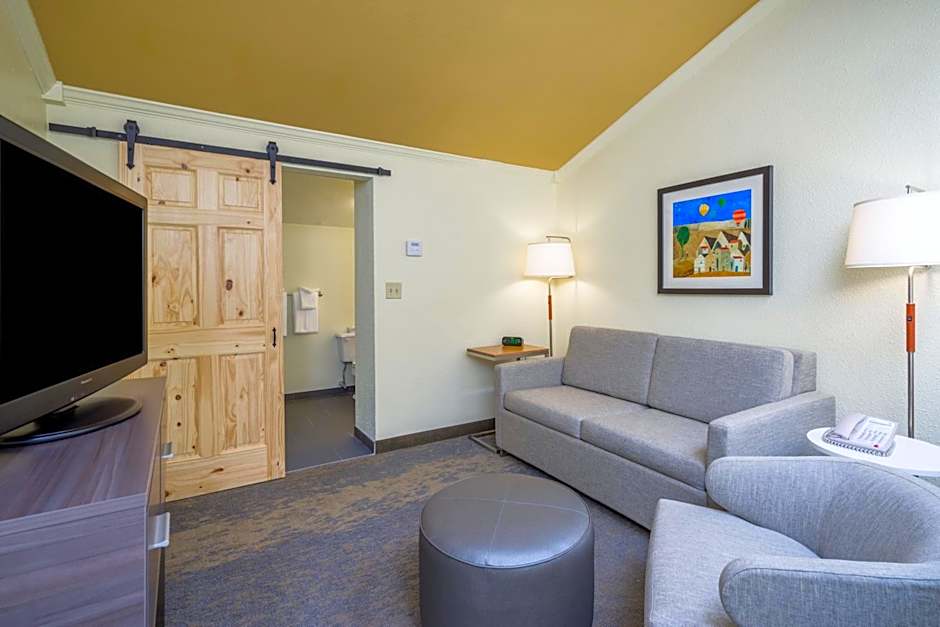 Holiday Inn Cape Cod - Hyannis By IHG