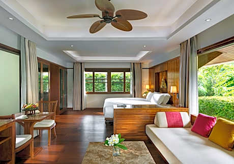 Deluxe Garden Villa