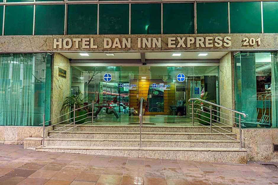 Dan Inn Express Porto Alegre - proximo a Orla do Guaiba - Reveillon 2024