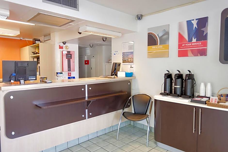 Motel 6 Weed - Mount Shasta