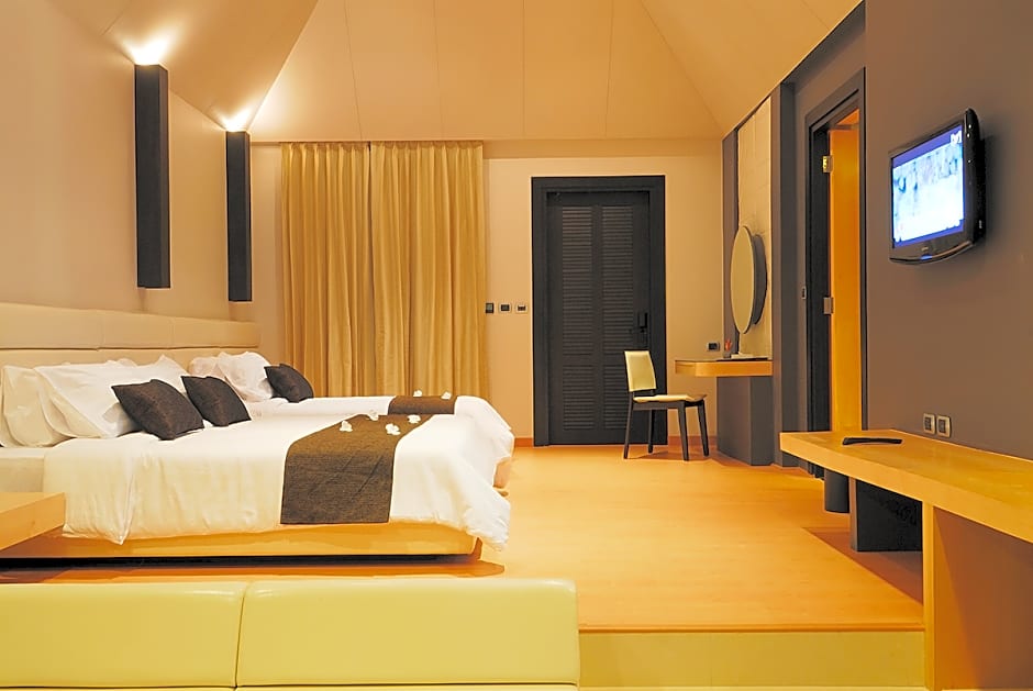 Long Beach Garden Hotel & Spa