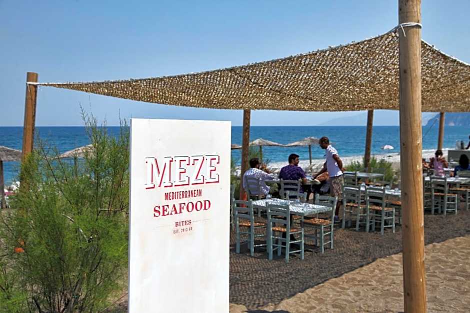 Thalatta Seaside Hotel