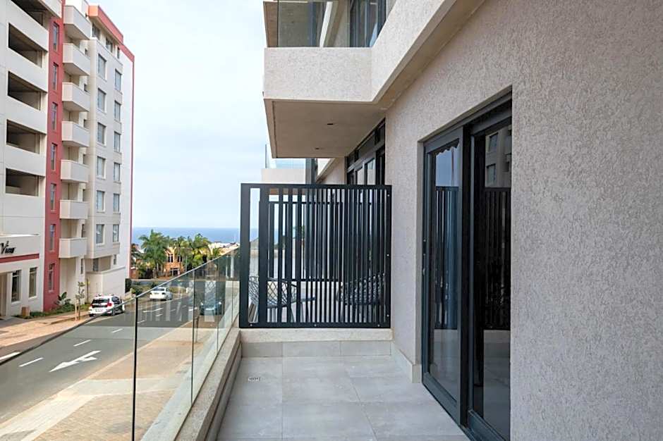 Luxury Bellagio 004 Two Bed with Inverter