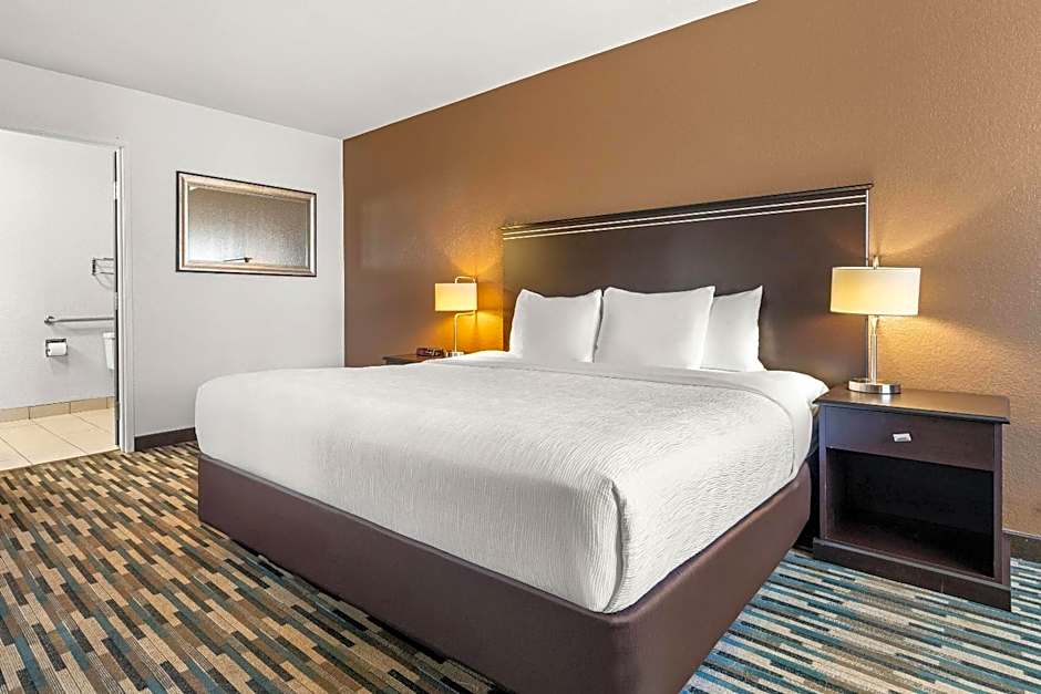 Quality Inn & Suites Denver International Airport