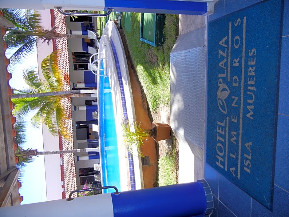Hotel Plaza Almendros