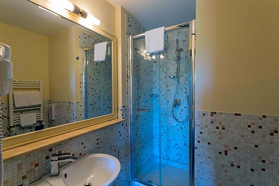 Borgo Castel Savelli