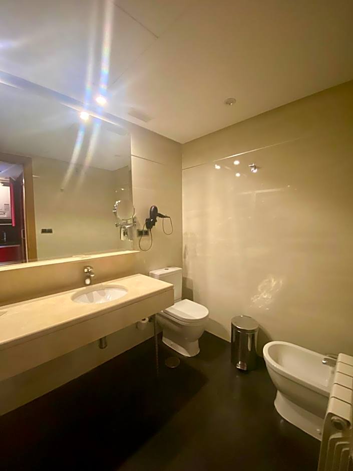 ArtPlatinum SUITES&APARTMENTS