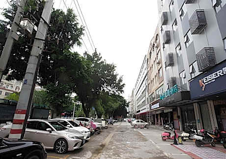 City Comfort Inn Beiliu Yongfeng Plaza Chengnan Bus Station