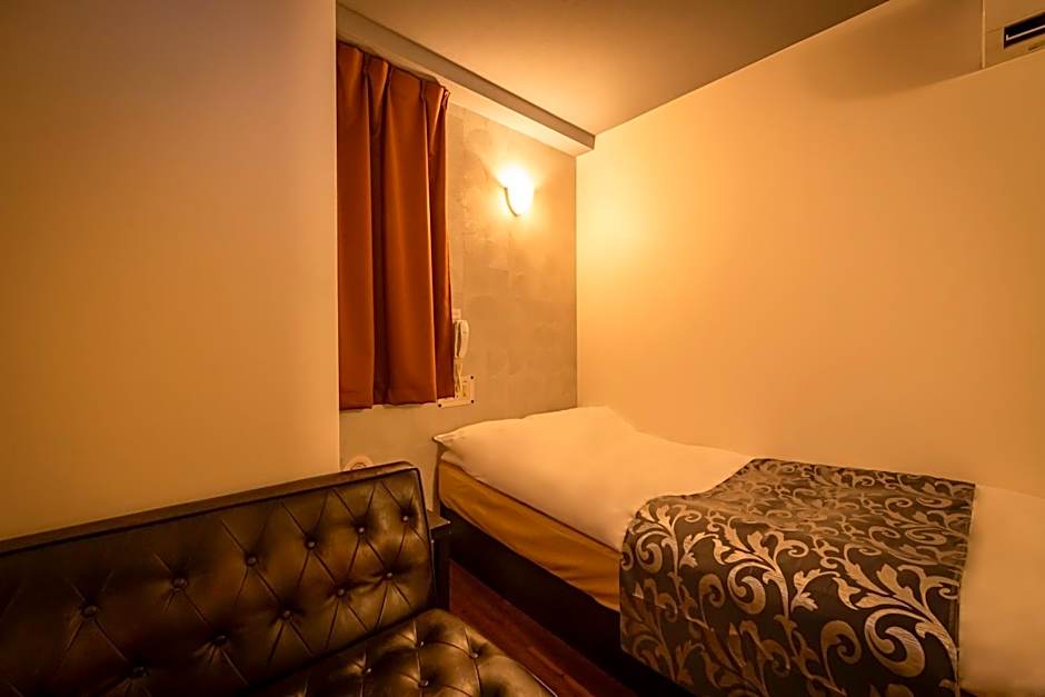 Hotel Peace (Adult Only)