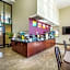 Quality Inn & Suites At Tropicana Field