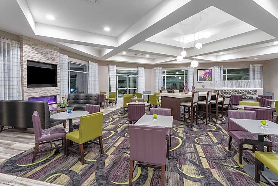 La Quinta Inn & Suites by Wyndham Denver Boulder - Louisville