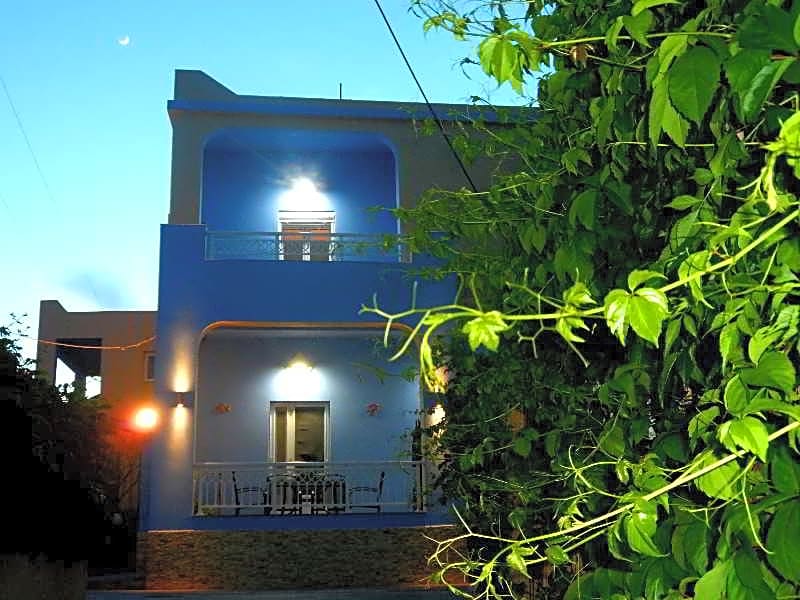 Papafotis Apartments & Suites