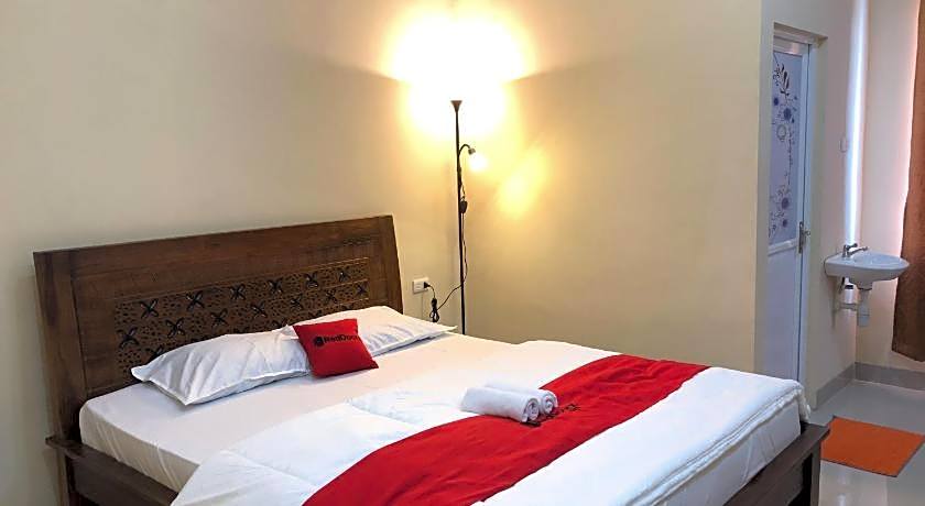 RedDoorz Syariah @ Jalan Pangeran Antasari 4 Lampung