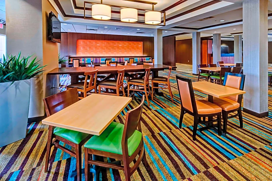 Fairfield Inn & Suites by Marriott Oklahoma City NW Expressway/Warr Acres