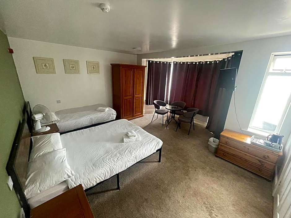 Sea Side Hotel
