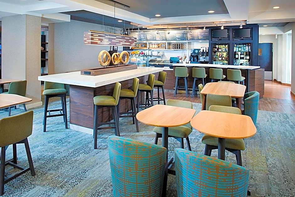 Courtyard by Marriott West Palm Beach Airport
