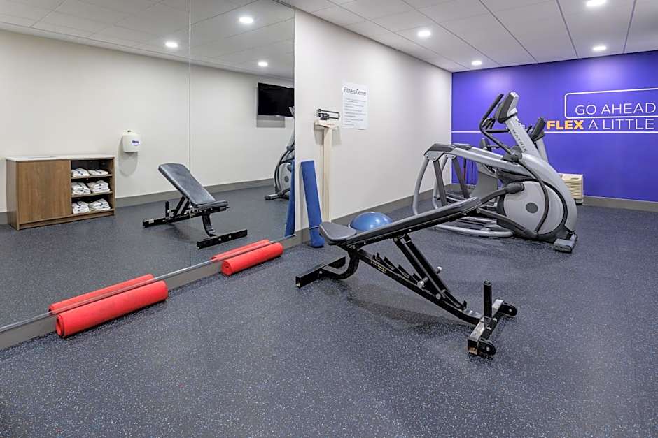 Holiday Inn Express Hotel & Suites Vineland Millville By IHG