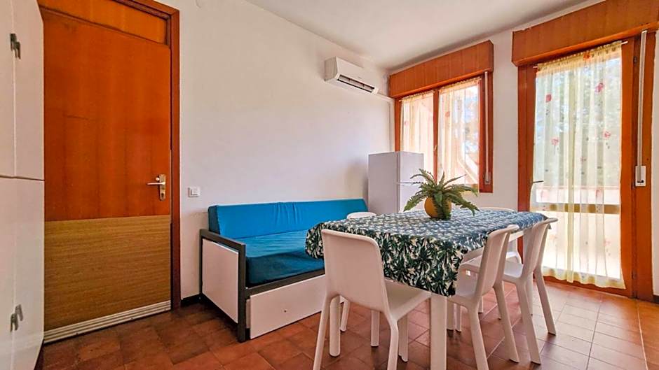 Cozy flat in residence with swimming pool-Beahost