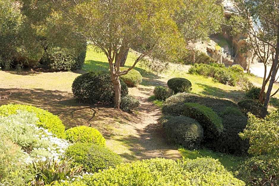 Hôtel Le Provençal - Rénové en 2025 - Bord de Mer
