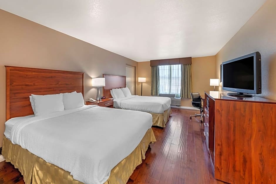 Best Western Plus John Jay Inn & Suites