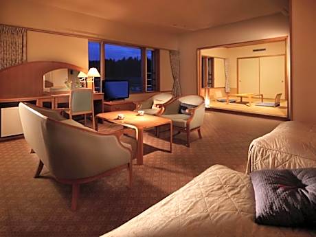 Room with Tatami Area