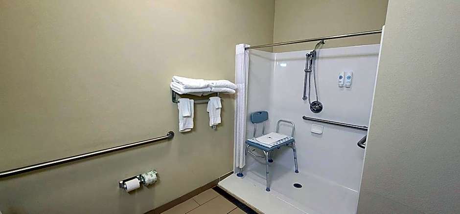 Comfort Inn & Suites Marion I-57