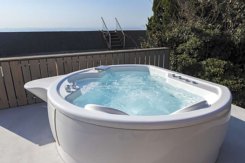 KAMOME SLOW HOTEL