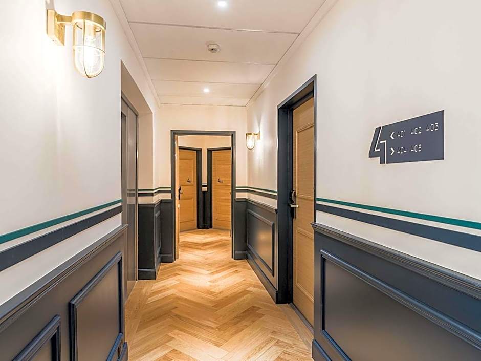 MADISON Saint Jean de Luz - Handwritten Collection