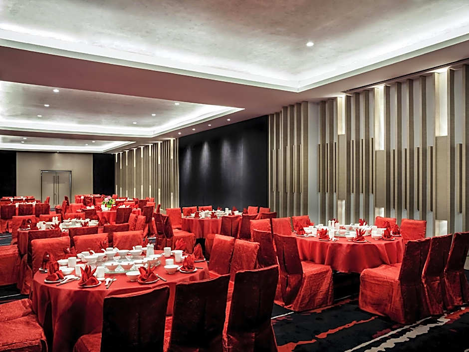 Pullman Miri Waterfront