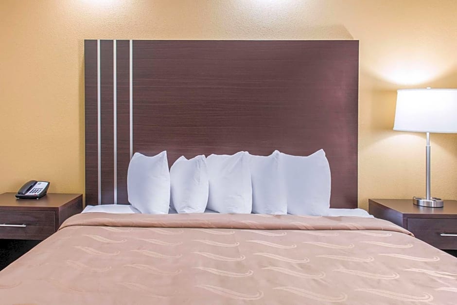 Quality Inn Pooler - Savannah I-95