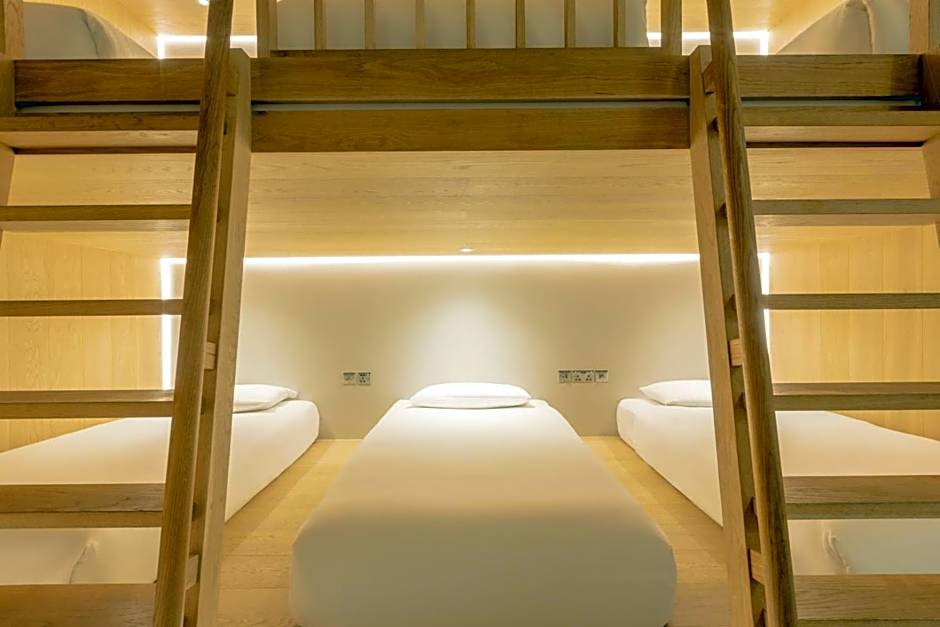 Zedwell Piccadilly Circus