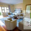 Day's End Guest House