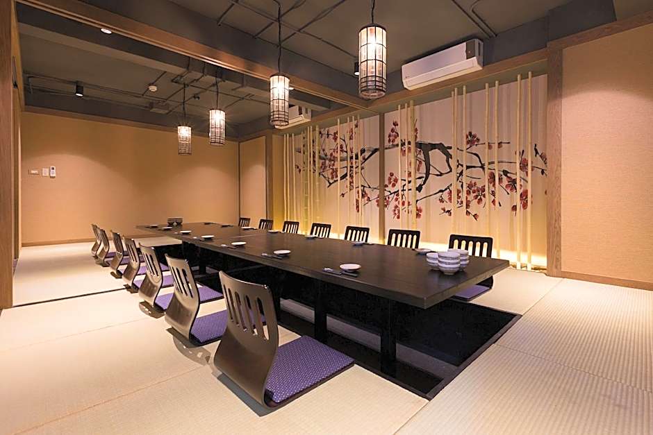 Bandara Suites Silom