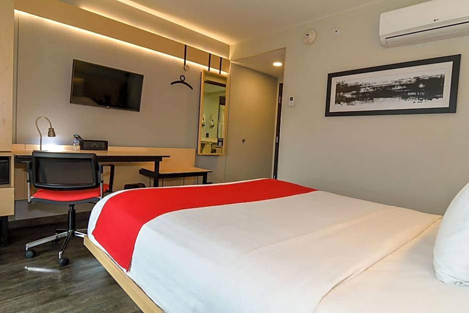 City Express Plus by Marriott Medellín Colombia